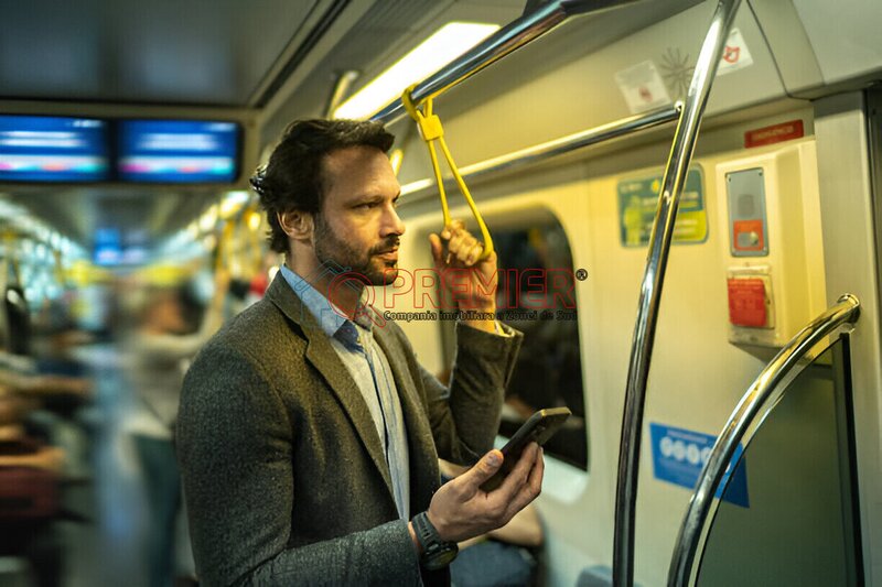 Berceni, 3 min. Metrou, 2 camere, bloc nou.